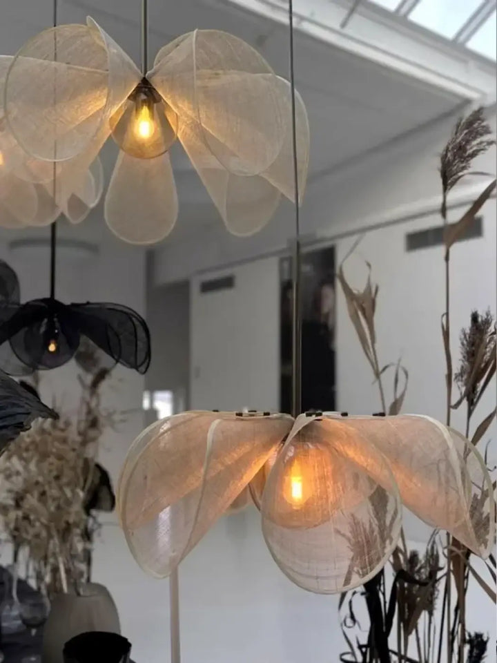 Suspension Design Pétales Tissu Beige Style Naturel Chic

