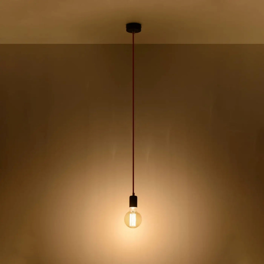 Suspension Edison à douille noire et câble textile, allumée