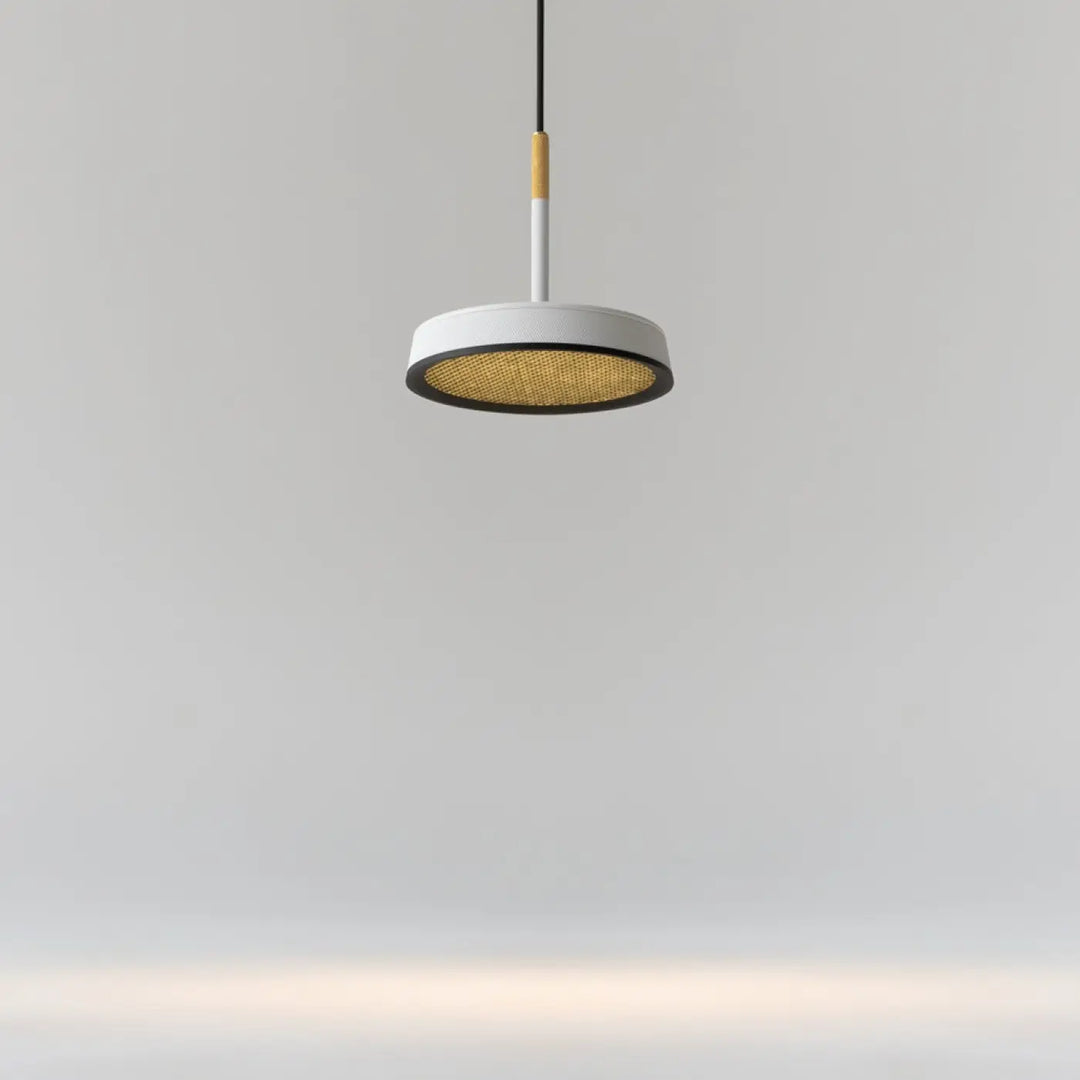 Suspension luminaire el led avec cadre blanc, aluminium noir, diffuseur en maillage doré et accent en bois pour lumière douce