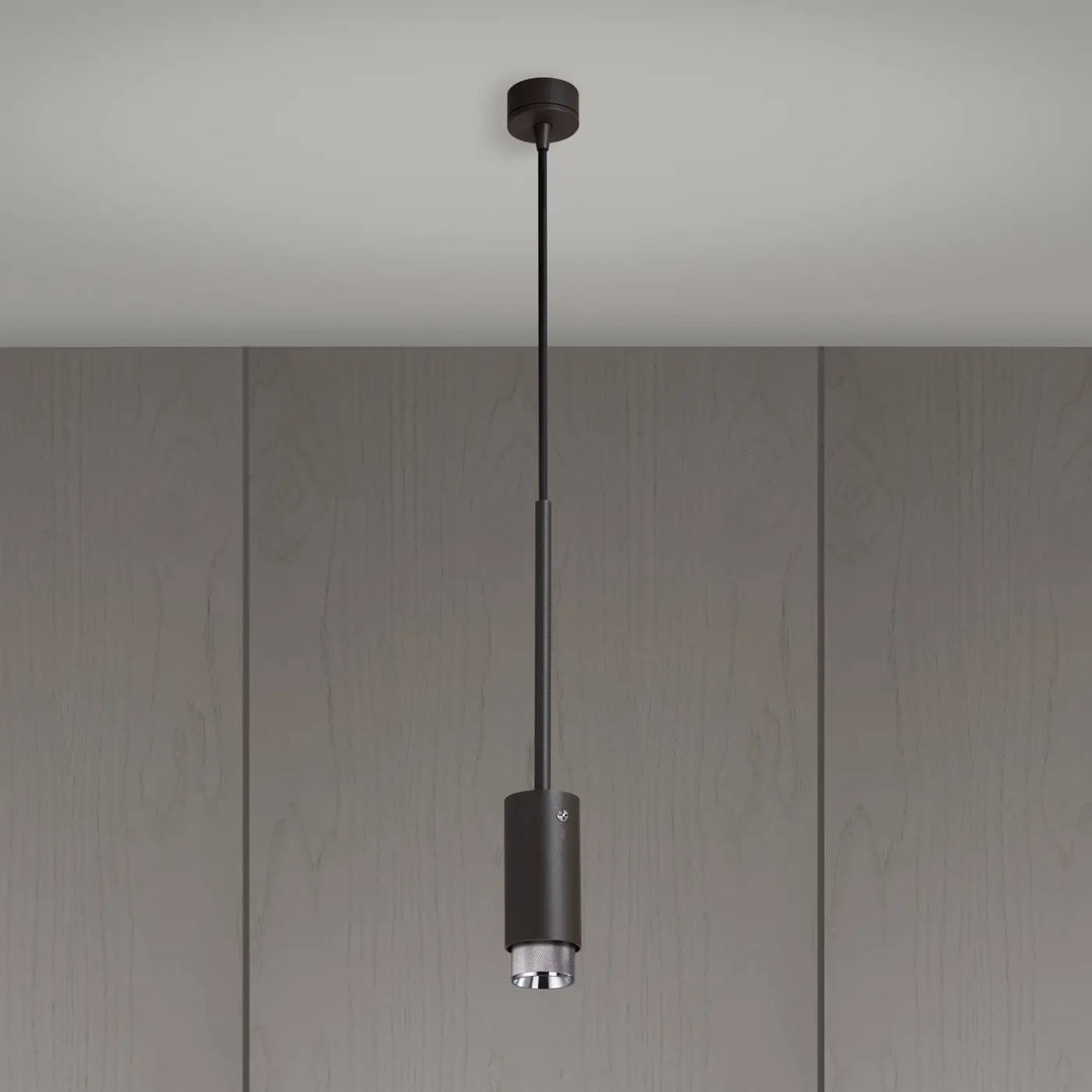 Suspension Exhaust à gravure quadrillée Graphite de Buster + Punch, finition acier #couleur_argent