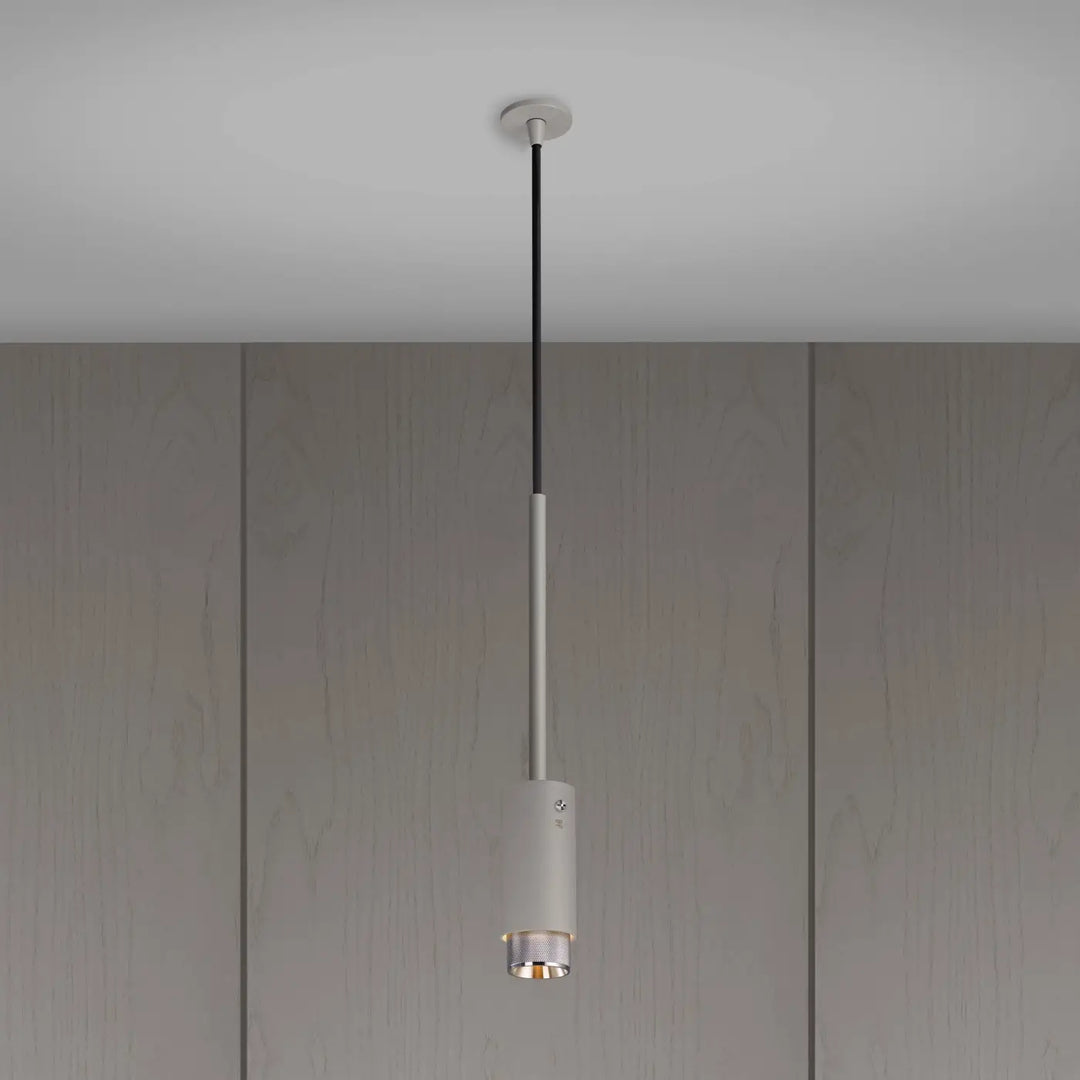 Suspension Exhaust à gravure quadrillée Pierre aux détails en acier #couleur_argent