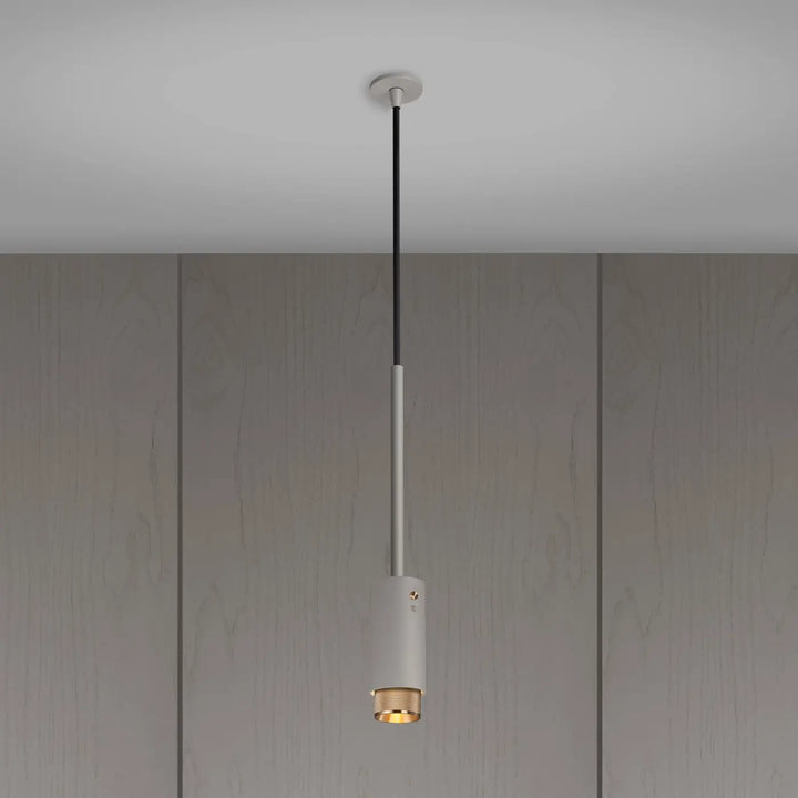 Suspension Exhaust à gravure quadrillée Pierre aux détails en laiton #couleur_dor