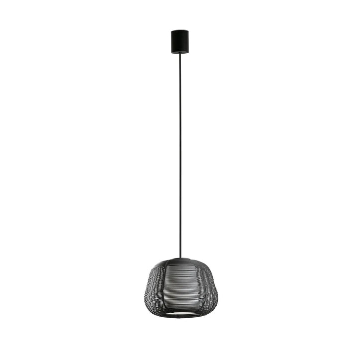 Suspension d'extérieur Narita noire avec pavillon de Faro Barcelona