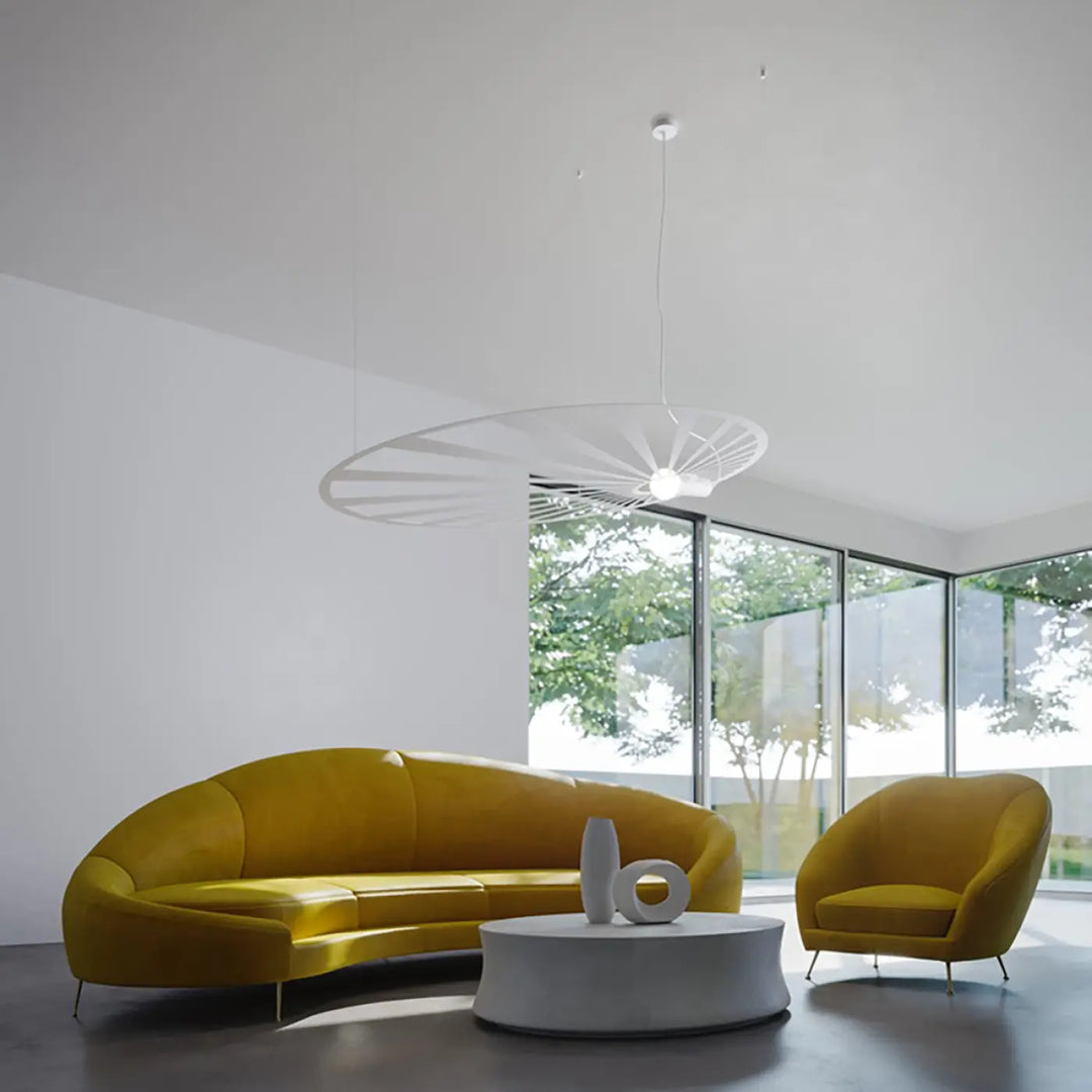Suspension LEHDET blanc dans un intérieur, autre vue