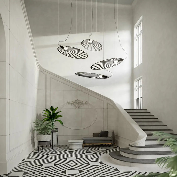 Suspension LEHDET noir dans un intérieur contemporain