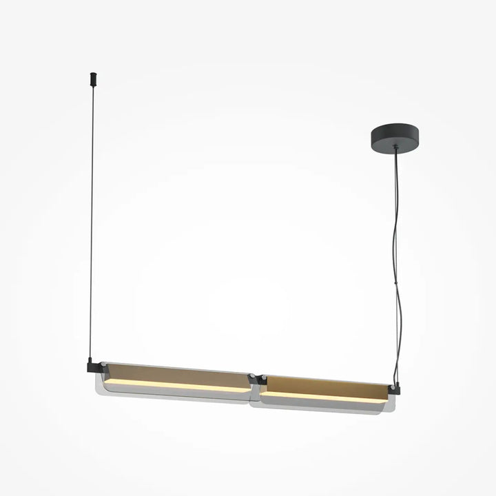 Suspension flat linéaire avec led linéaire à lumière chaude dans un verre teinté transparent suspendue par câbles noirs