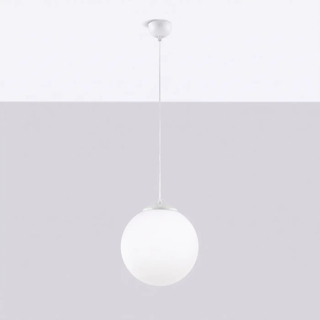 Suspension Ugo à globe en verre blanc et monture blanche, éteinte