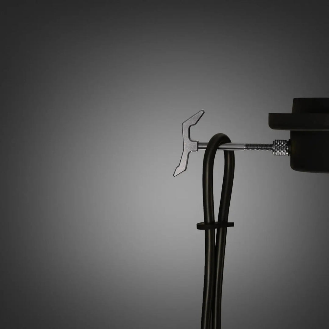 Suspension Hooked 1.0 Large coloris pierre en acier, câble de 2 m #couleur_argent
