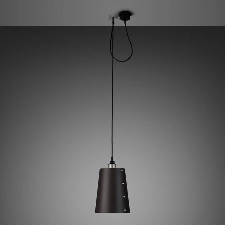 Suspension Hooked 1.0 Large à abat-jour graphite, finition acier #couleur_argent
