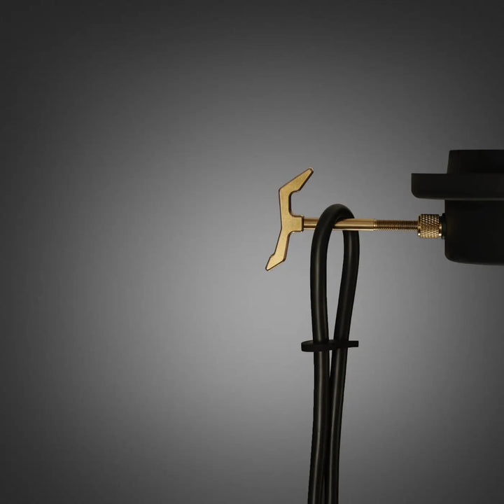Suspension Hooked 1.0 Large graphite en laiton, câble de 2 m #couleur_dor