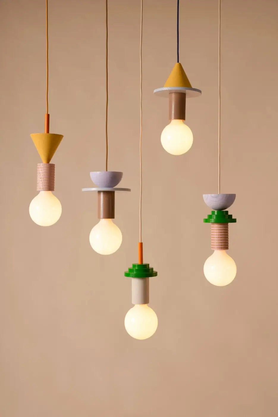 Suspension Junit Gelato de Schneid Studio en bois tourné