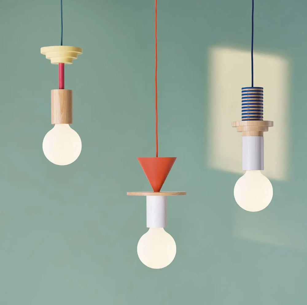 Suspension Junit Record de Schneid Studio en bois tourné