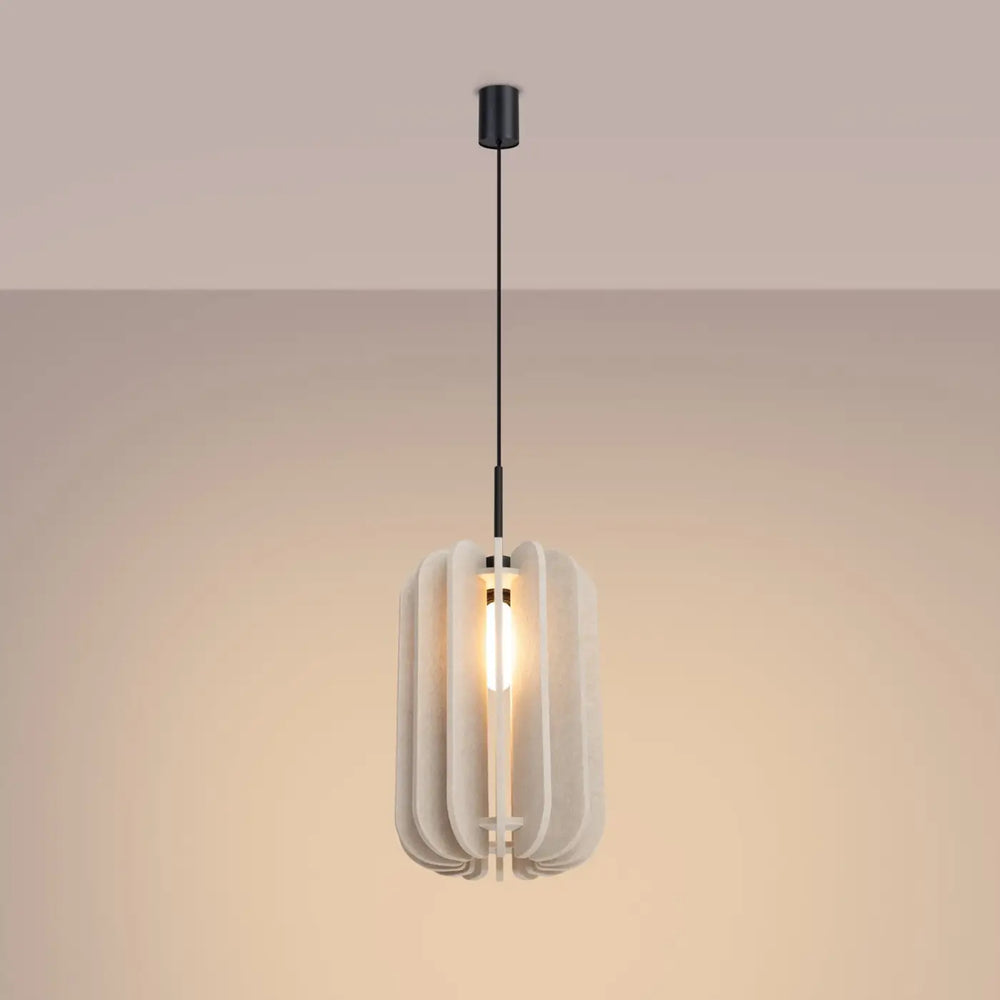 Suspension beige/noir allumée