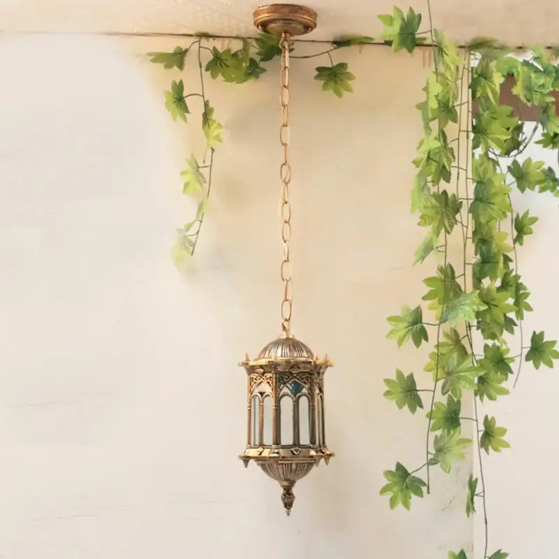 Suspension Lanterne Orientale Métal Doré Style Vintage