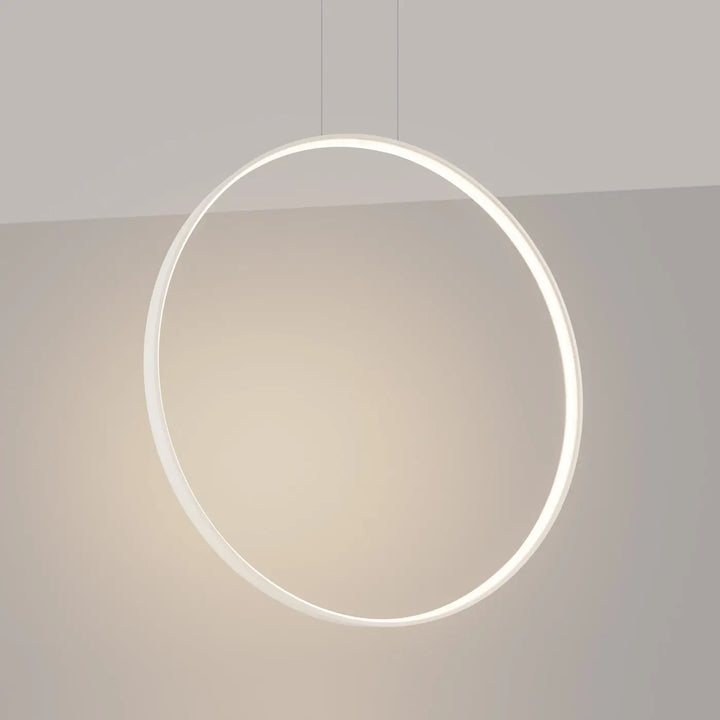 Suspension anneau RIO beige allumée, suspendue
