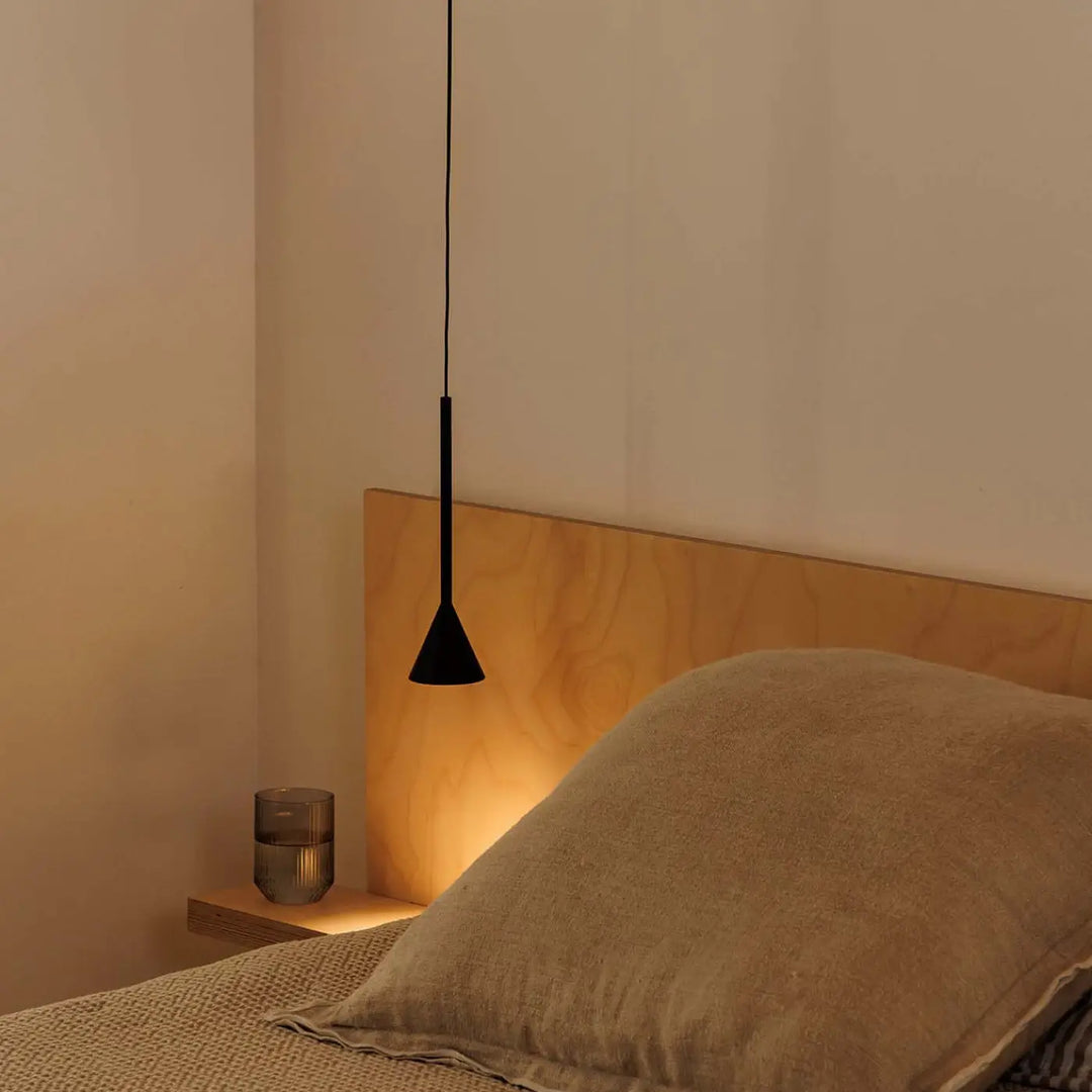 Suspension Anna noire de Faro Barcelona en situation