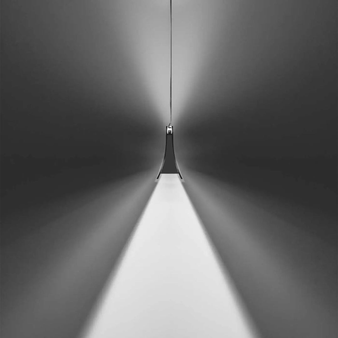 Barre lumineuse de la suspension Bravo en aluminium doré