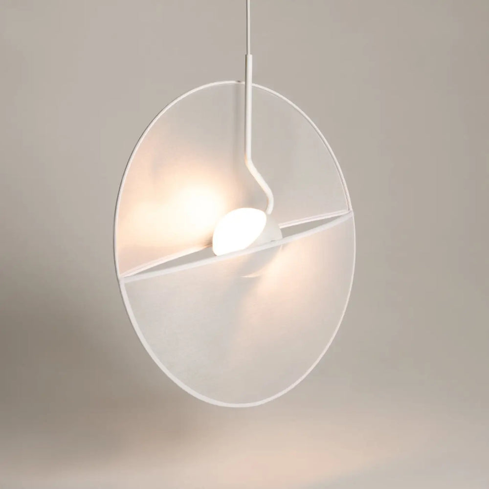 Suspension led reflex blanche minimaliste avec abat-jour circulaire translucide en acrylique et lumière chaude intégrée
