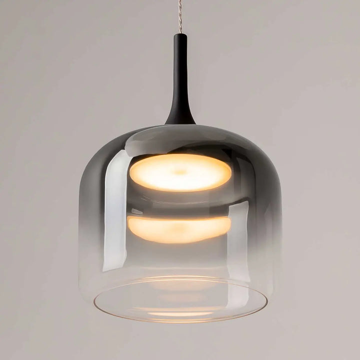 Suspension led spirito avec abat-jour en verre dégradé trois teintes et tige noire mate pour lumière douce