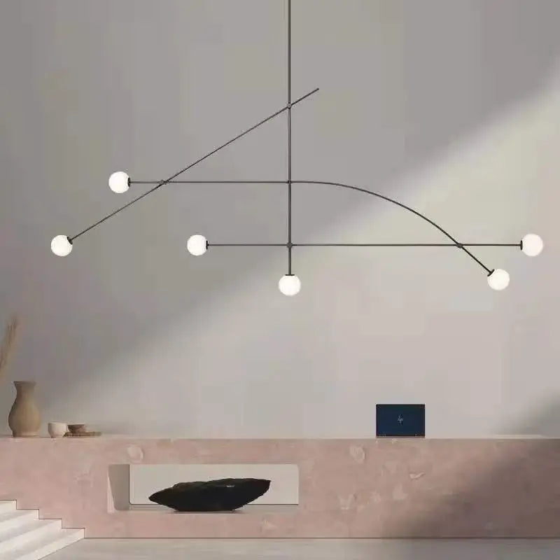 Suspension Luminaire Avec Les Barres Et Les Boules Blanches