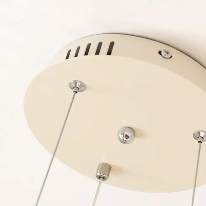 Suspension luminaire en forme d'avion pour chambre d'enfant

