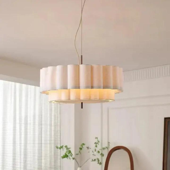 Suspension luminaire blanc crème en forme de cannelé moderne

