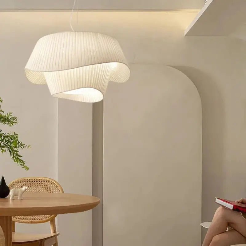 Suspension Luminaire Blanche Au Design Moderne En Tissu Blanc