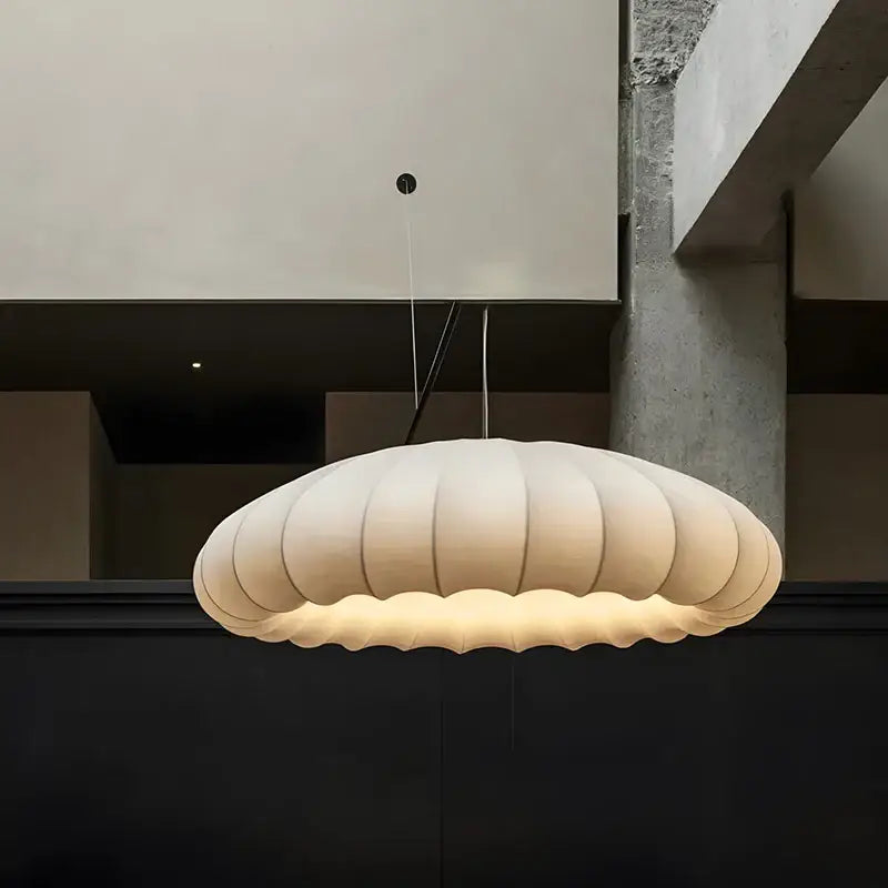 Suspension luminaire blanche en forme de citrouille design