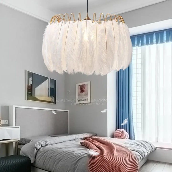 Suspension blanche à plumes style art déco élégance