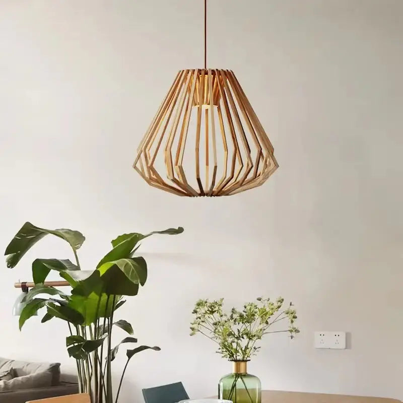Suspension Luminaire En Bois Naturel Aux Lignes Géométriques Beige