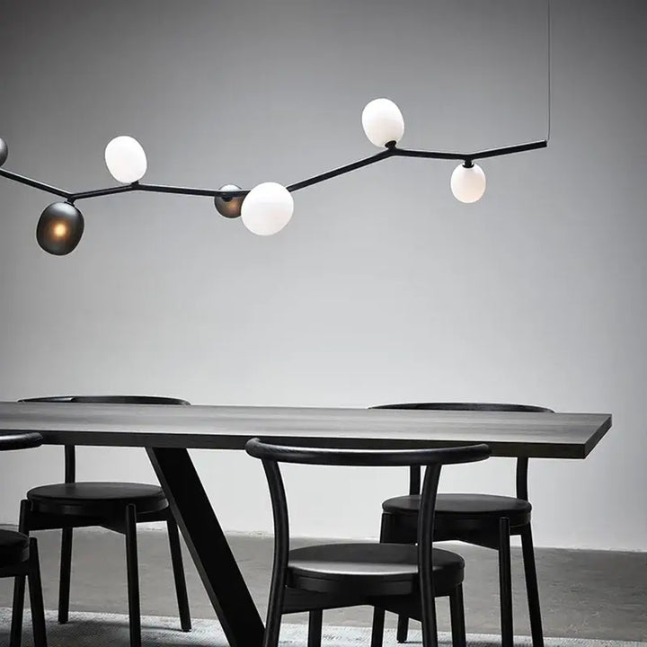 Suspension luminaire branche avec boules blanches moderne