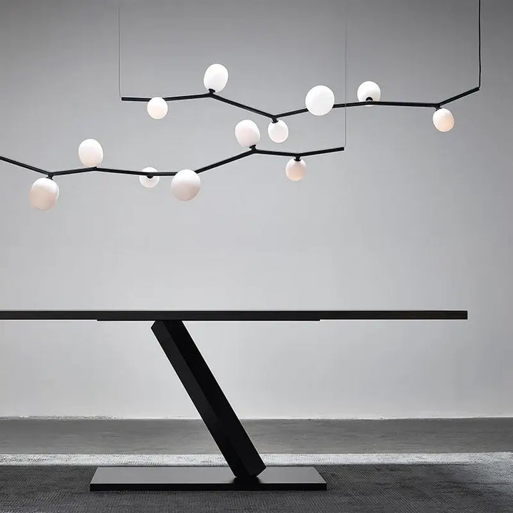 Suspension luminaire branche avec boules blanches moderne