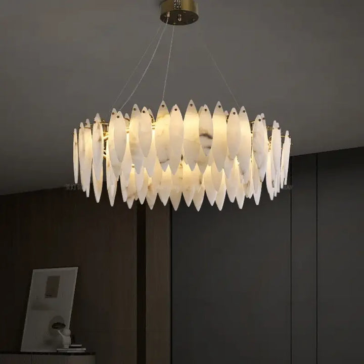 Suspension circulaire en marbre et fer forgé élégant