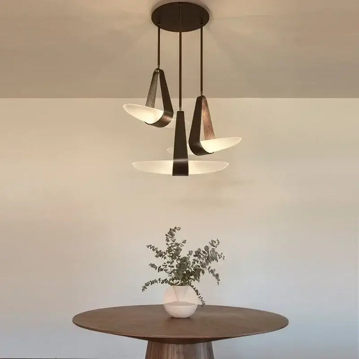 Suspension luminaire contemporaine noir en verre élégante