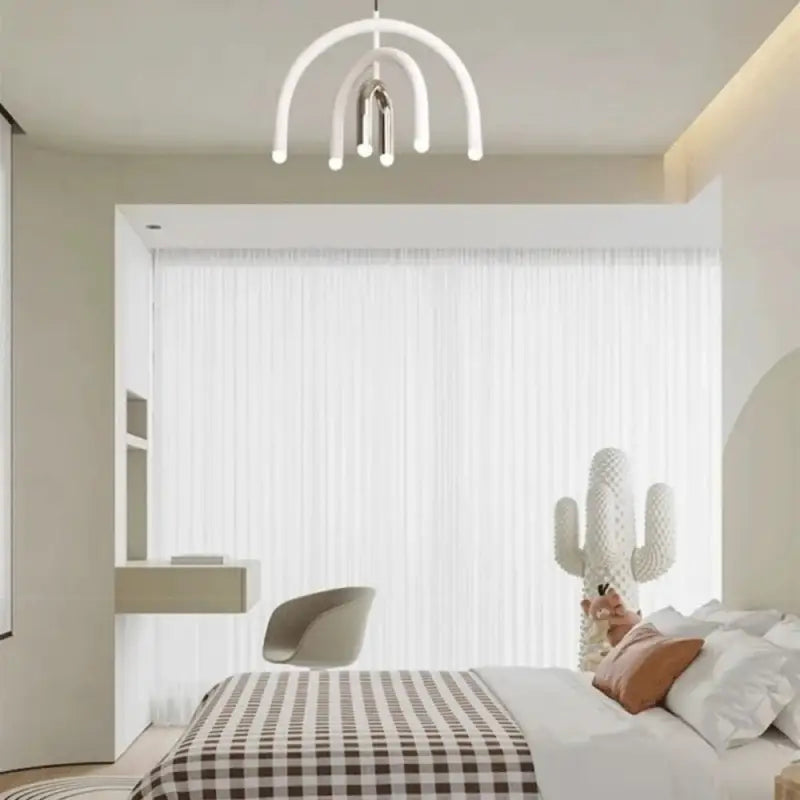 Suspension luminaire design en arcs arrondis