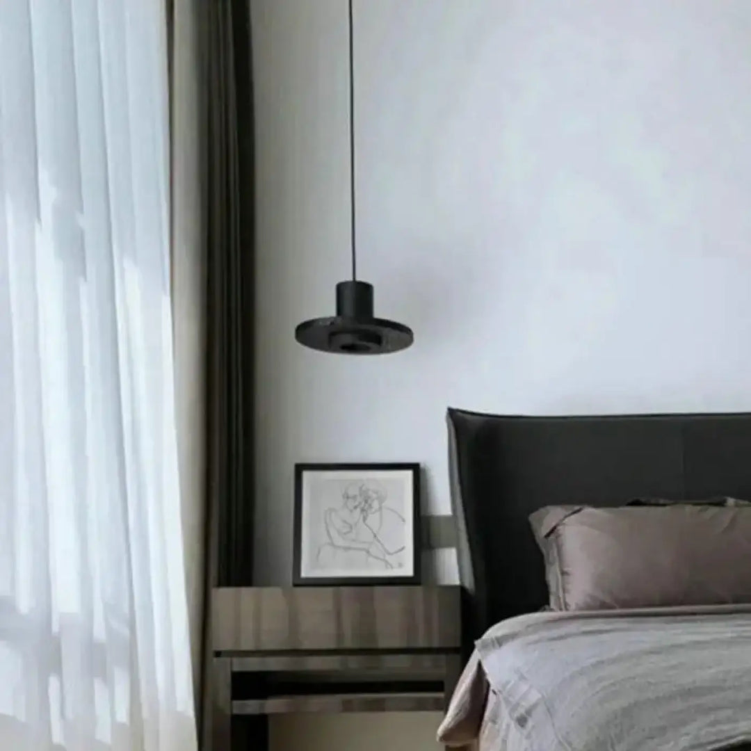 Suspension luminaire design moderne noir en métal élégant