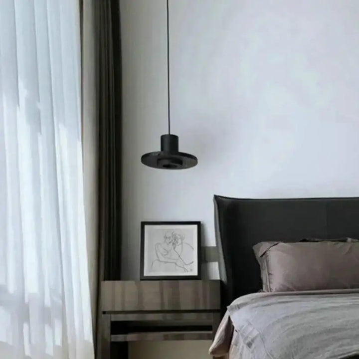 Suspension luminaire design moderne noir en métal élégant