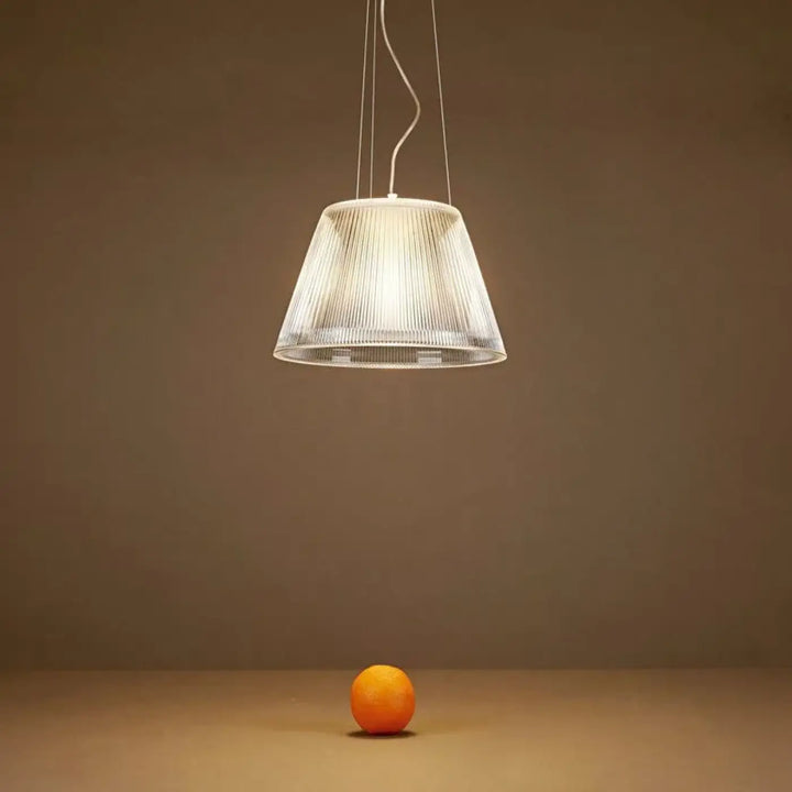 Suspension luminaire design transparent au style contemporain