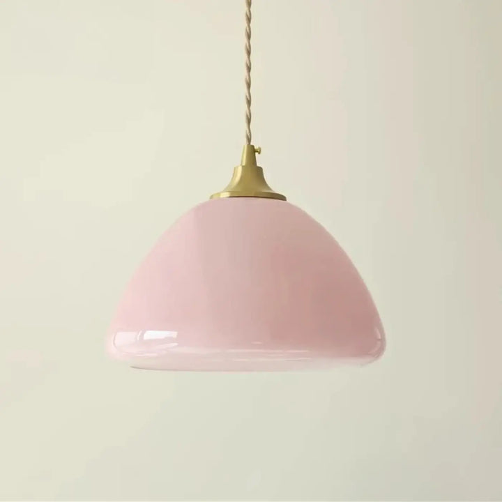Suspension luminaire design en verre rose pastel et métal doré