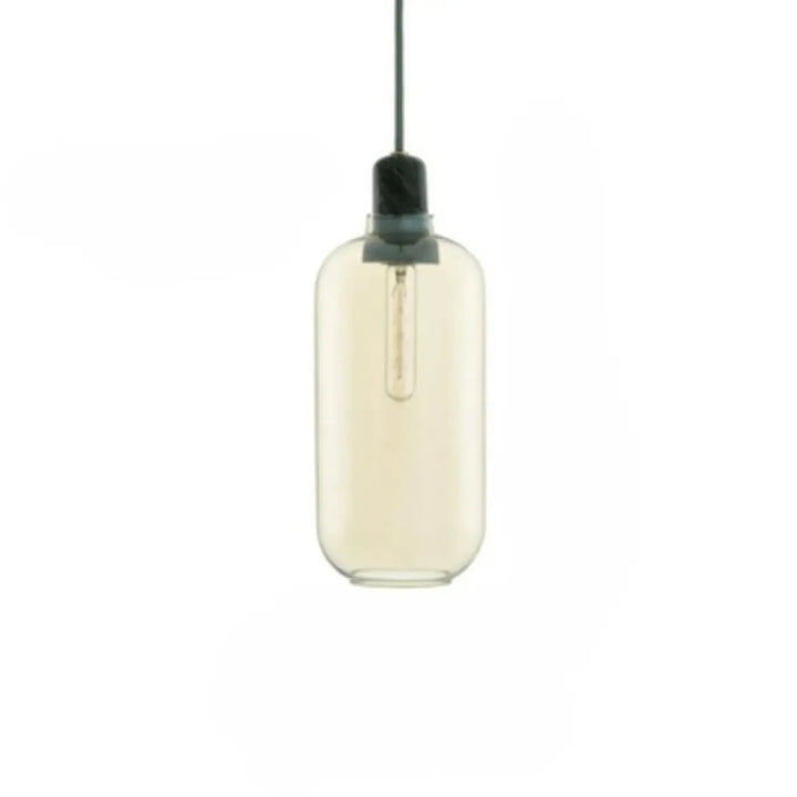 Suspension luminaire hyalis en verre teinté ambre avec formes arrondies et fixation métal noir minimaliste
