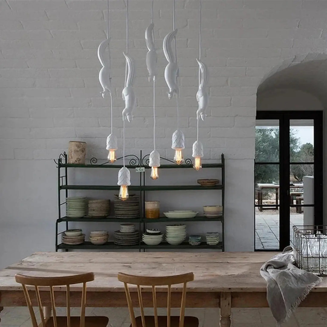 Suspension Luminaire Écureuil Blanc Rose Bleu Style Fantaisie