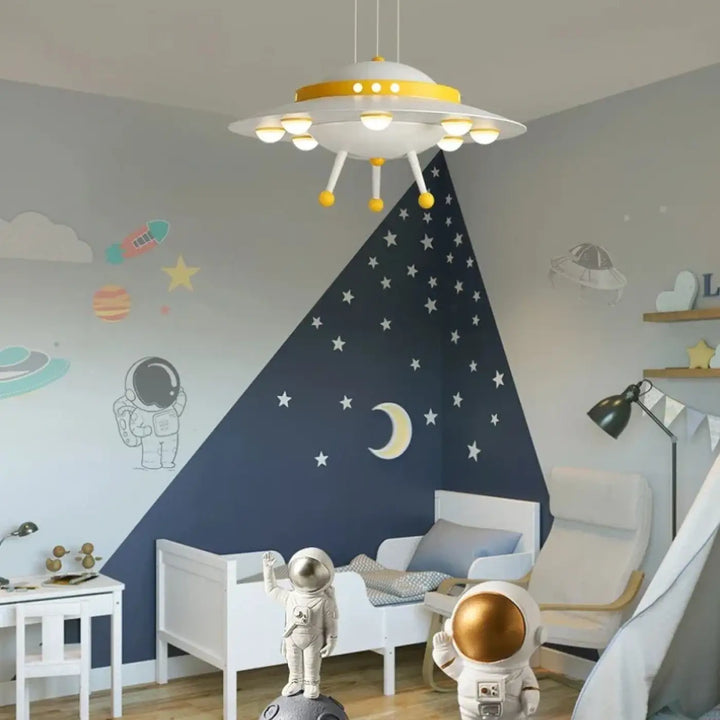 Suspension luminaire cosmolux soucoupe volante blanc et jaune avec lumières circulaires lumineuses idéale suspension luminaire enfant