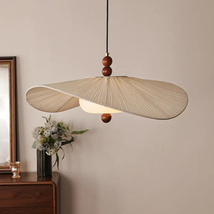 Suspension luminaire en fibre avec design ondulé au style naturel