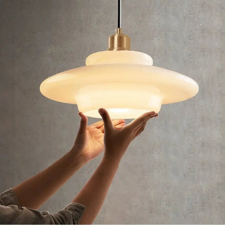 Suspension led blanc avec design élégant parfait décor chic