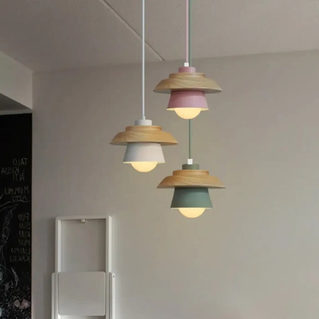 Suspension Luminaire Macaron en Bois et Aluminium – Lustria