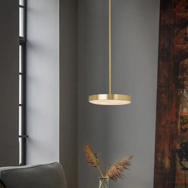 Suspension luminaire en métal avec lampe en marbre design