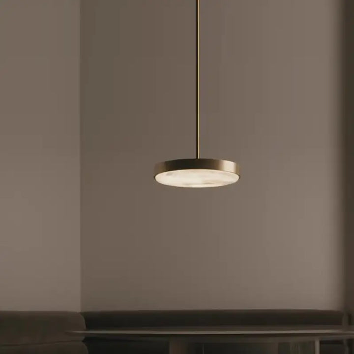 Suspension luminaire en métal avec lampe en marbre design