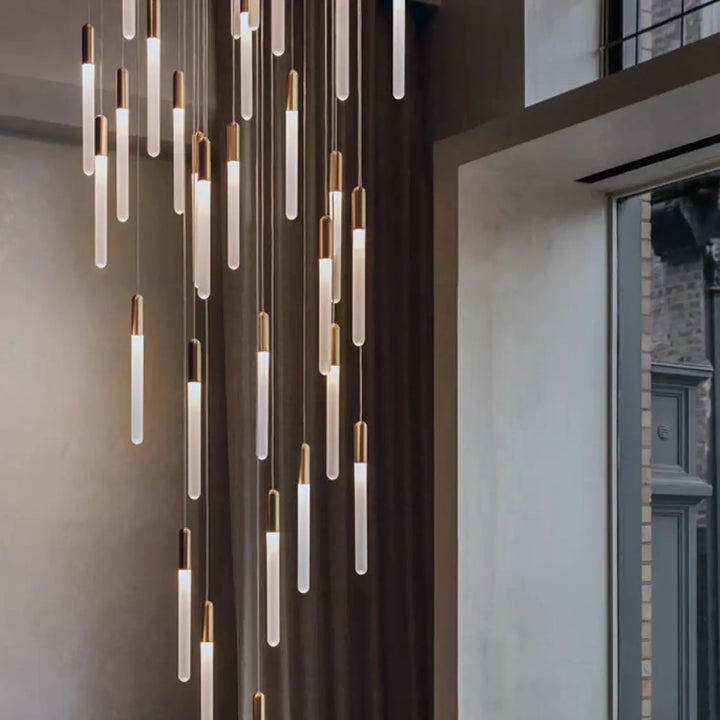 Suspension luminaire minimaliste à tubes lumineux suspendus chic