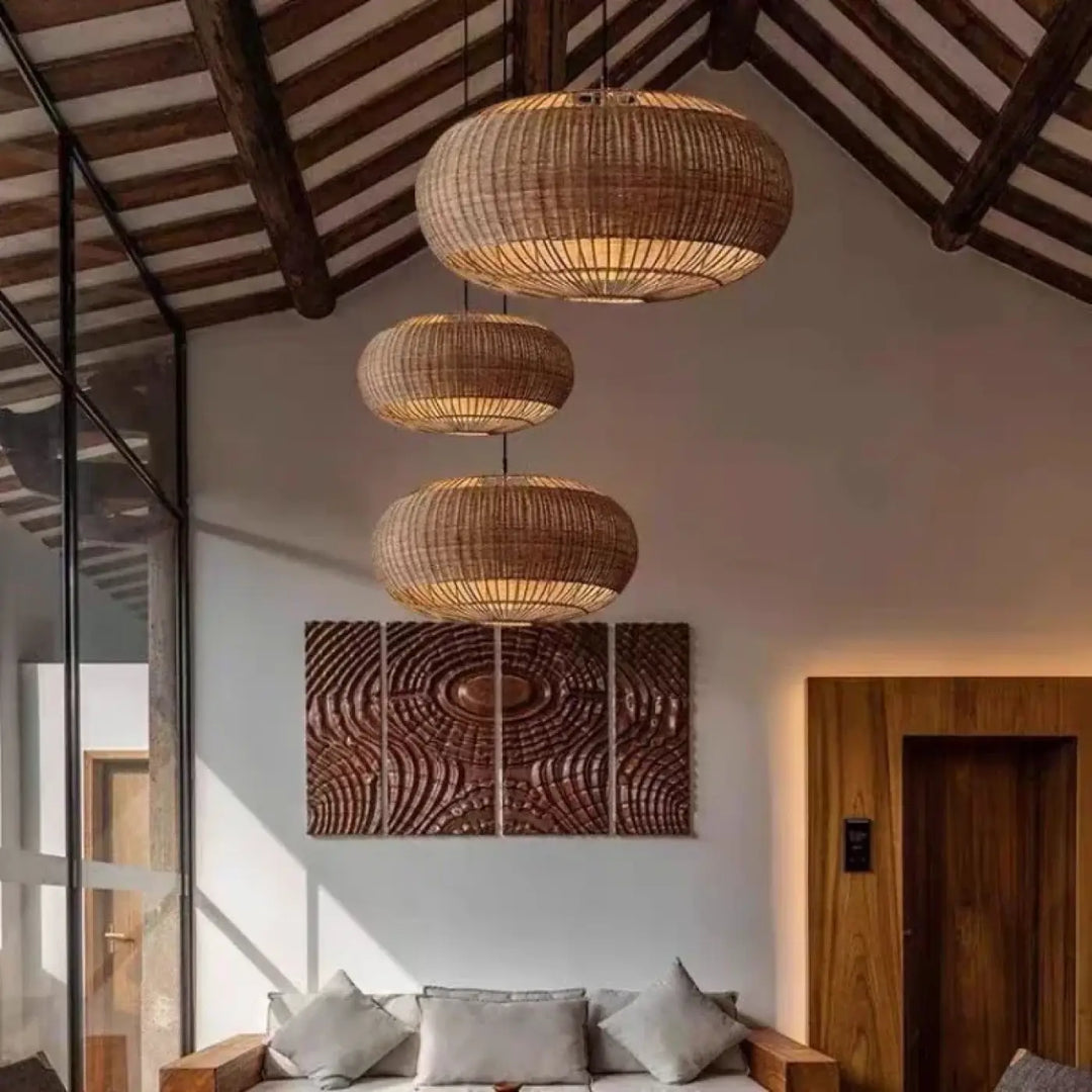 Suspension luminaire en rotin tressé design vintage en style naturel