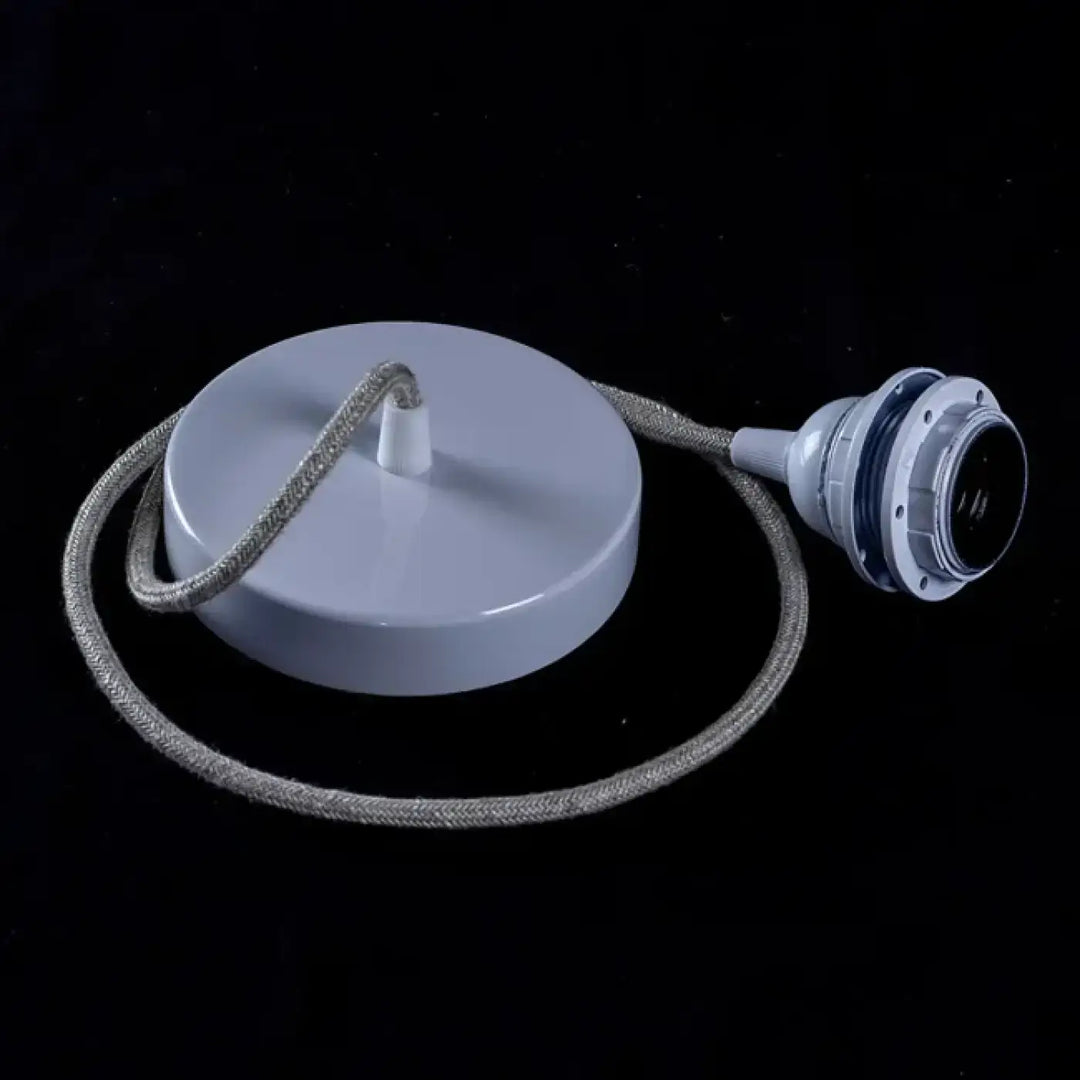 Suspension rotond avec câble gris clair tissu, fixation plafond circulaire assortie et douille e27 métallique bois naturel bouleau fsc